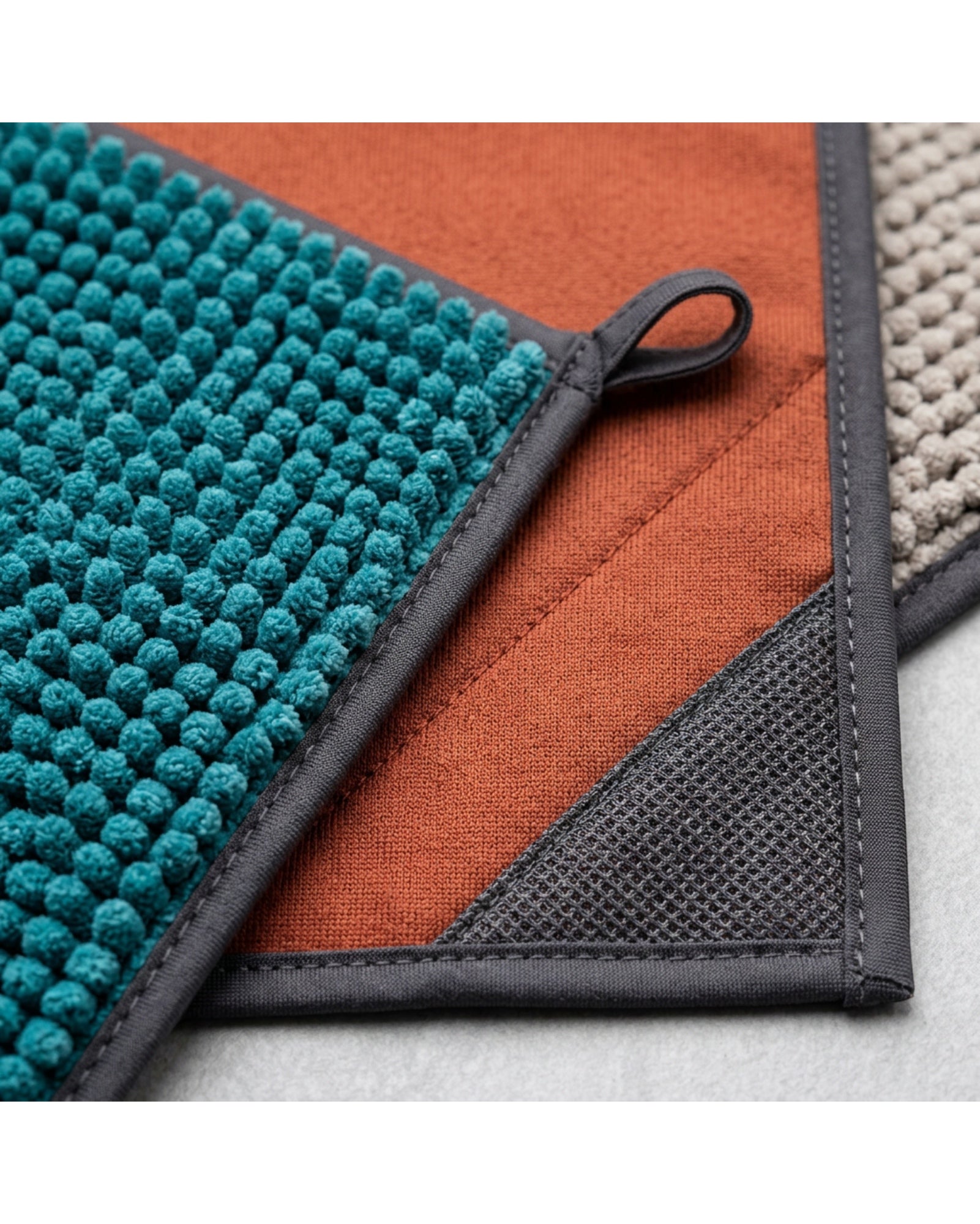 Qwfrk Dual Surface Chenille Wheel Cleaning Cloth Set of 3 - Detail view