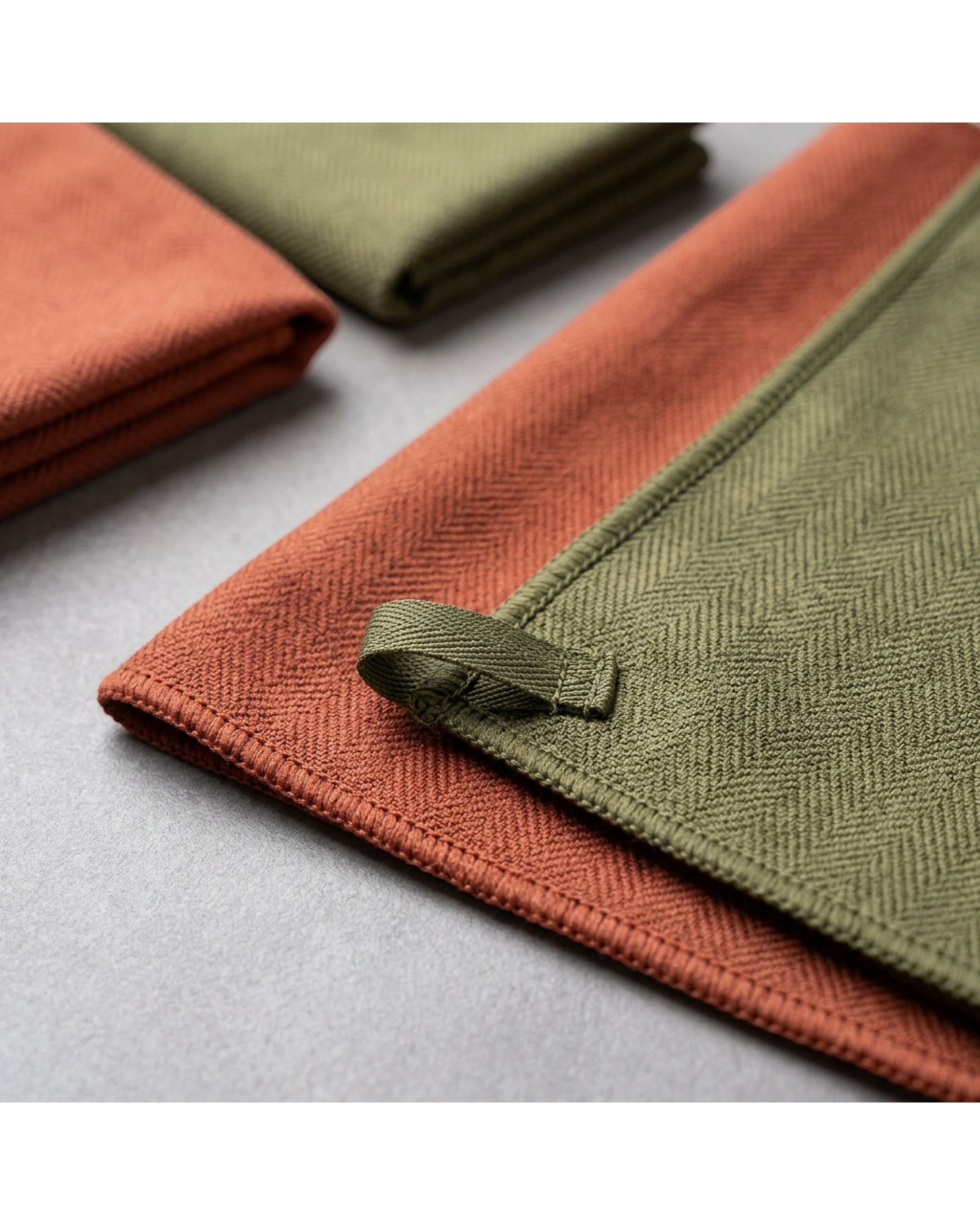 Qwfrk Herringbone Microfiber Interior Detailing Cloth Set of 4 - Detail view